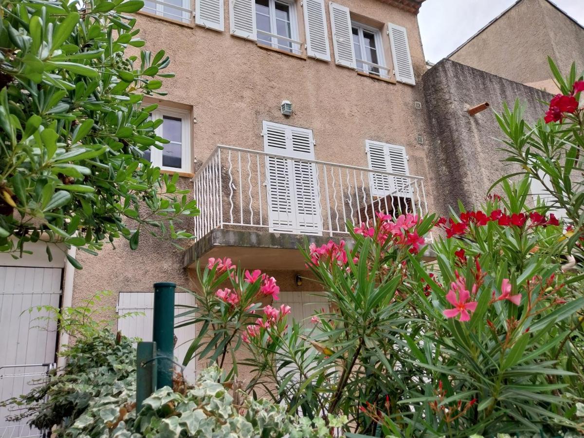 Appartement Port De Hyères Exterior foto